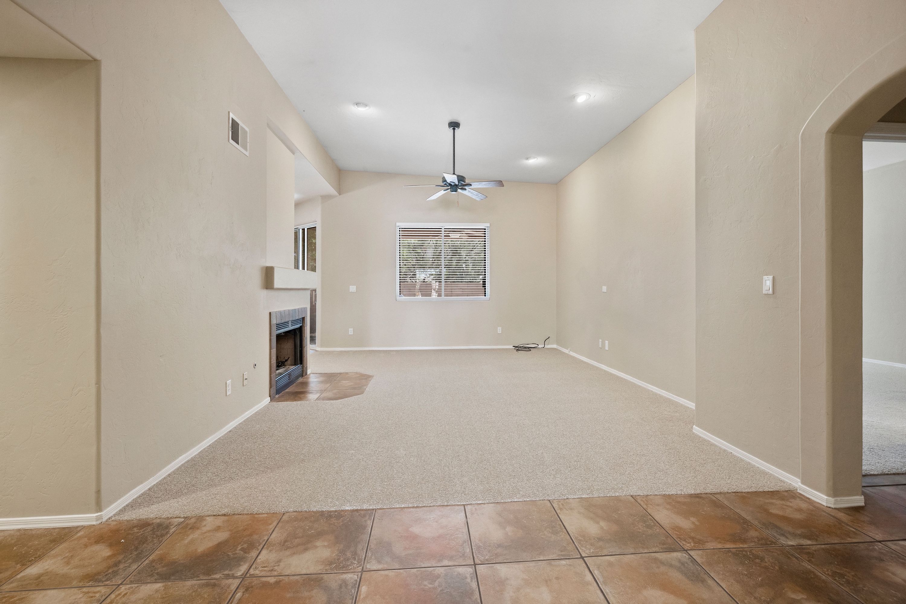 Photo 4 of 730 N. Northern Vista Place